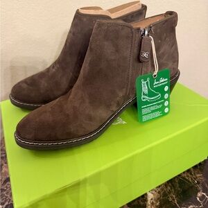 Brown Ankle Boots waterproof suede Sam Edelman size 6.5